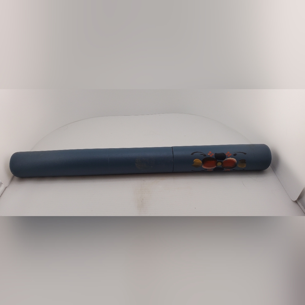 Norwegian Knitting Needle Case - Picture 2 of 8